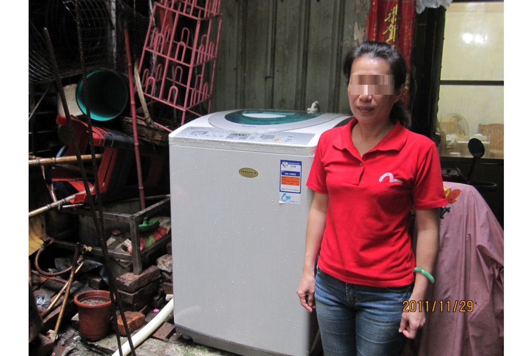 自強母顧癱夫 扶養女兒擔家計4