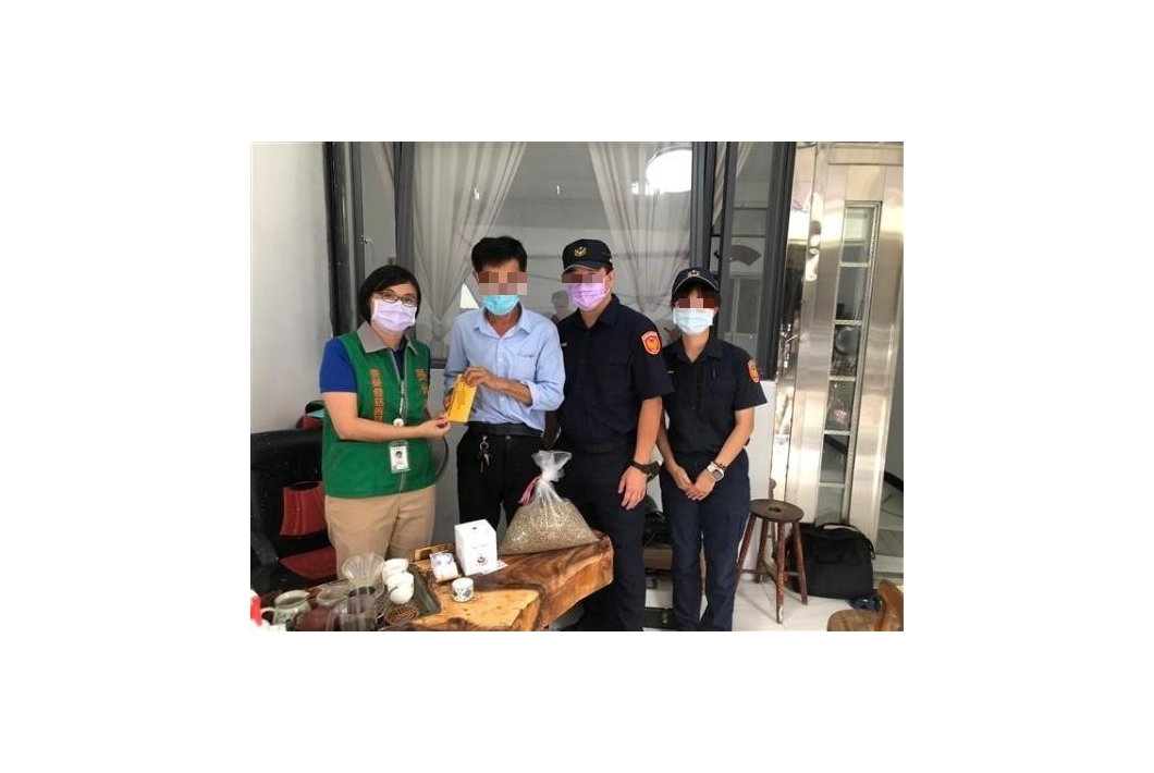 本會致贈救助金協助順利復業