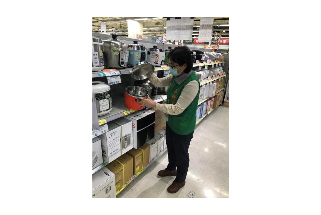 03訪查員協助購買電鍋