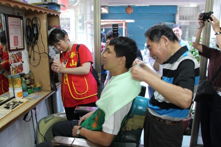 Visited Datong centenarian barber