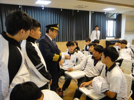 台東縣學子航海脫貧講座