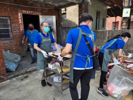 One-day house cleaning volunteer for disadvantaged families