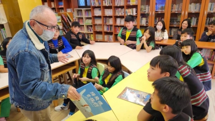 前進桃園復興區霞雲國小、提升偏鄉學子學習閱讀力