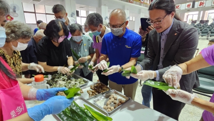 張榮發慈善基金會攜手彰化榮家關懷榮民長輩 打造多元豐富樂齡生活 歡度端午節