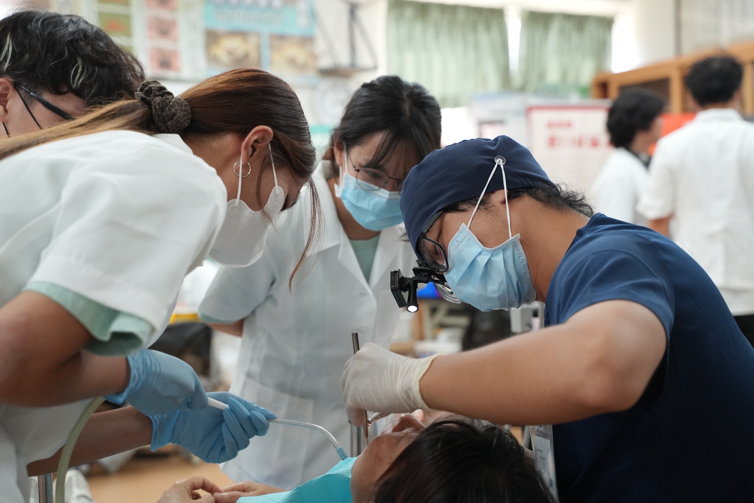贊助中國醫藥大學口腔衛生教育推廣服務隊屏東義診